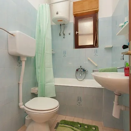 Franka Apartment