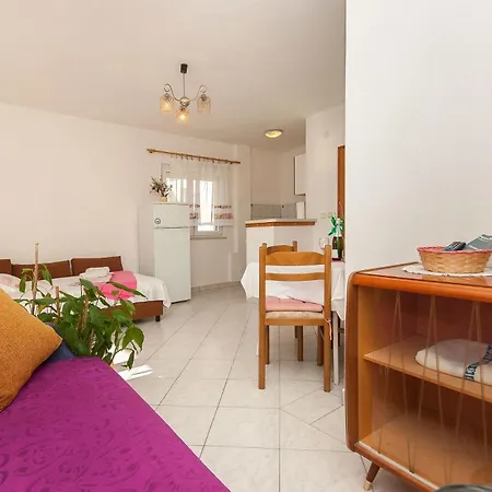 Apartment Franka